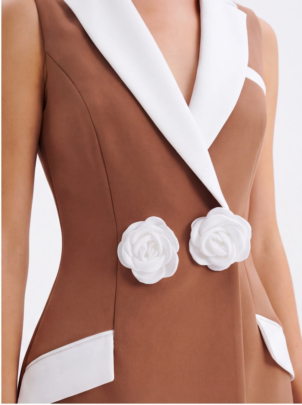 Avenyl AMARA V Neck Mini Dress - Brown & White, Elegant Design